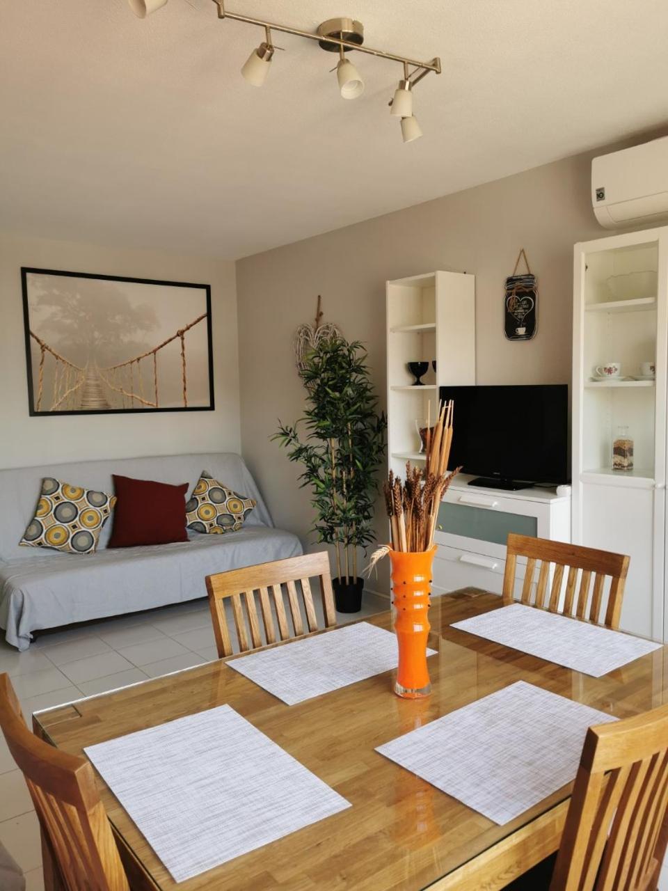 Apartamento Cumbre Loix, Con Parking Privado Y Wifi Gratis Benidorm Eksteriør bilde